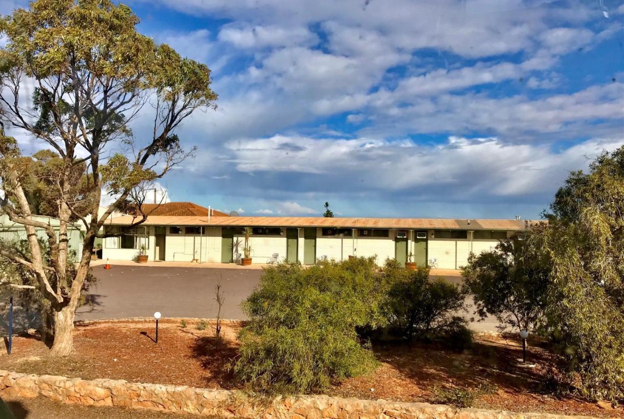 Highway One Motel Ceduna Exterior foto